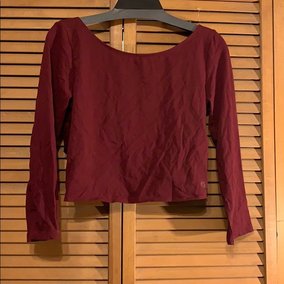 Burgundy lace back crop top-size large
